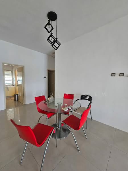 East Lake Residence untuk Untuk Dijual - RM 350,000, Feb 2026 - Dining Room - PropertyGuru.com.my