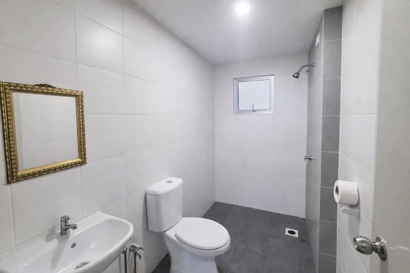 Pangsapuri untuk Dijual di Harmoni 1 - Jason Ooi - Bathroom - PropertyGuru.com.my