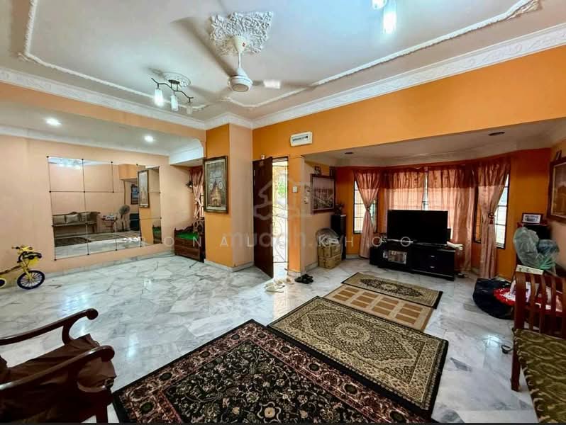 2-storey Terraced House for Sale in Usj 11 (Subang Jaya) - Ronald Khoo - Living Room - PropertyGuru.com.my