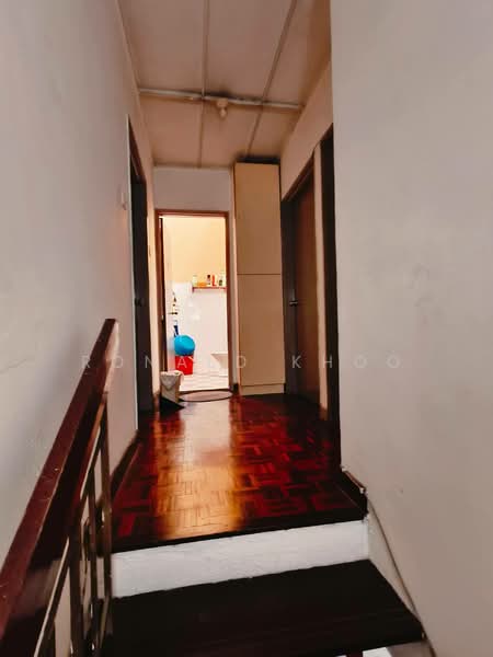 2-storey Terraced House for Sale in SS17 (Subang Jaya) - Ronald Khoo - Corridor - PropertyGuru.com.my