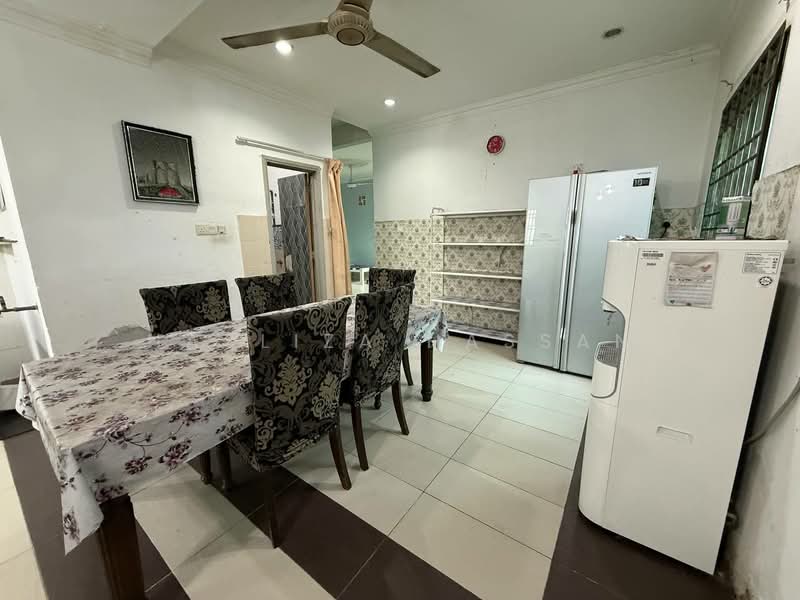 Taman Cenderawasih untuk Untuk Dijual - RM 800,000, Feb 2026 - Dining Room - PropertyGuru.com.my