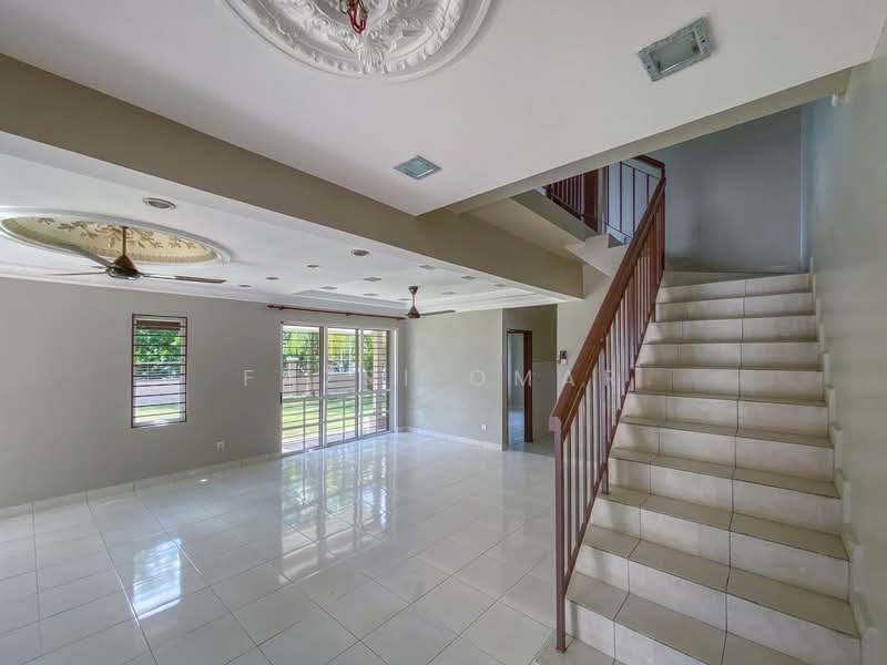 2-storey Terraced House for Sale in Alam Nusantara (Setia Alam) - Fazri Omar - Living Room - PropertyGuru.com.my