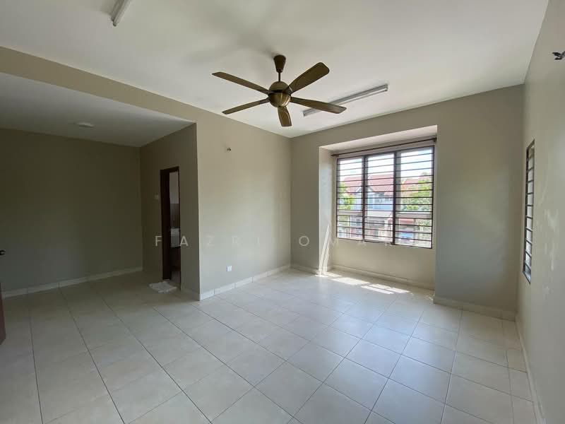 2-storey Terraced House for Sale in Alam Nusantara (Setia Alam) - Fazri Omar - PropertyGuru.com.my