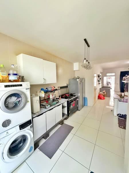 2-storey Terraced House for Sale in Johor Bahru (Johor) - Sufi Norman - Kitchen - PropertyGuru.com.my