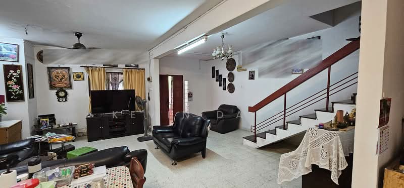 2-storey Terraced House for Sale in Medan Damansara (Damansara Heights) - Kevin Dass - Living Room - PropertyGuru.com.my