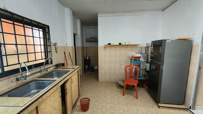 2-storey Terraced House for Sale in Gajah Berang (Melaka City) - Shiun Yan Yoong - Kitchen - PropertyGuru.com.my
