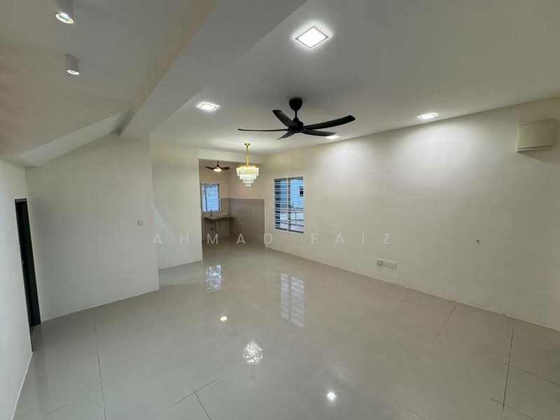 2-storey Terraced House for Rent in Dengkil (Selangor) - Ahmad Faiz - Living Room - PropertyGuru.com.my