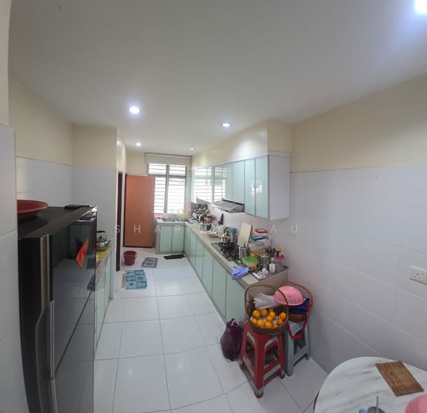 2-storey Terraced House for Sale in Bandar Dato Onn (Tebrau) - Sharon Lau - Kitchen - PropertyGuru.com.my
