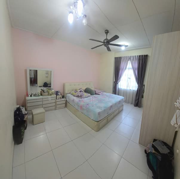 2-storey Terraced House for Sale in Bandar Dato Onn (Tebrau) - Sharon Lau - Bedroom - PropertyGuru.com.my