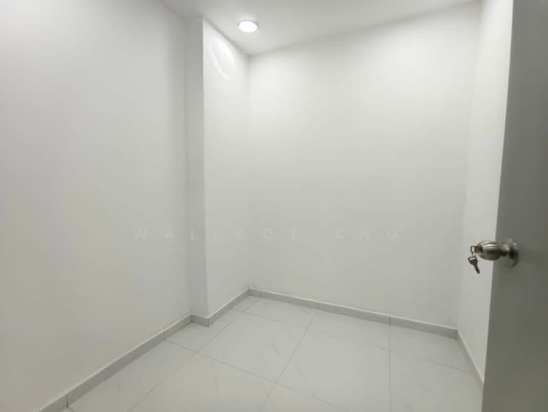 Taman Sri Pulai (Low Cost) untuk Untuk Dijual - RM 390,000, Apr 2026 - Interior - PropertyGuru.com.my