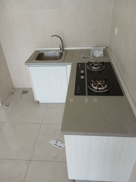 Service Residence for Sale at Flexis @ One South - Tavon RG - Kitchen - PropertyGuru.com.my