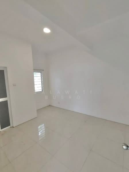CORNER LOT Double Storey Terrace Casa Green Cybersouth Dengkil untuk Untuk Dijual - RM 799,000, Feb 2026 - Interior - PropertyGuru.com.my