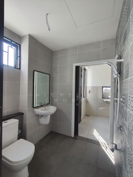 Elmina Green Three untuk Untuk Disewa - RM 2,200 /bulan, Mac 2026 - Bathroom - PropertyGuru.com.my