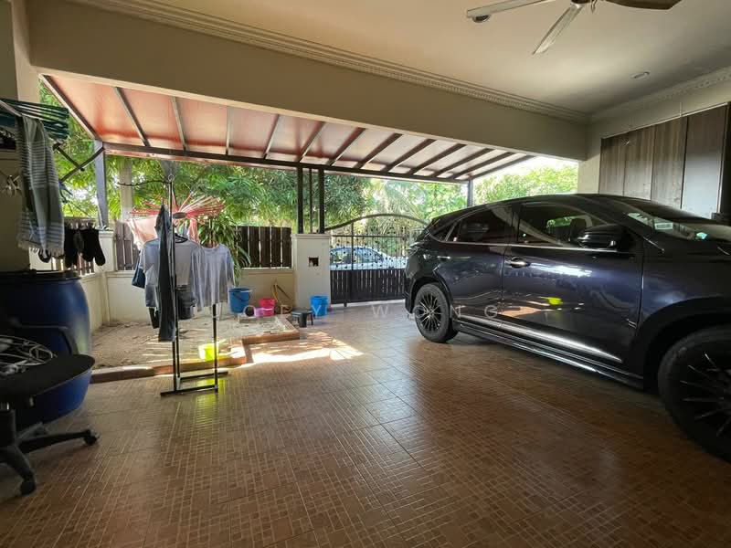 Rumah Teres 1 Tingkat untuk Dijual di SS12 (Subang Jaya) - Joey Wong - Car Park - PropertyGuru.com.my