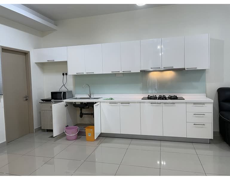 Service Residence for Sale at Oasis Serviced Suites @ Oasis Ara Damansara - Suzanne TANG - Kitchen - PropertyGuru.com.my