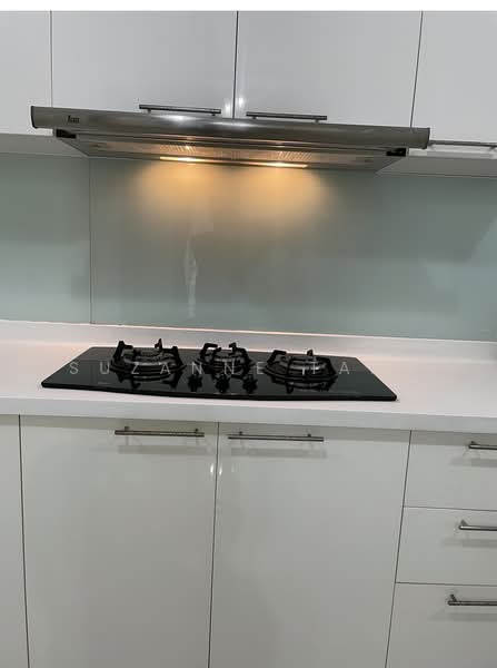Service Residence for Sale at Oasis Serviced Suites @ Oasis Ara Damansara - Suzanne TANG - Kitchen - PropertyGuru.com.my