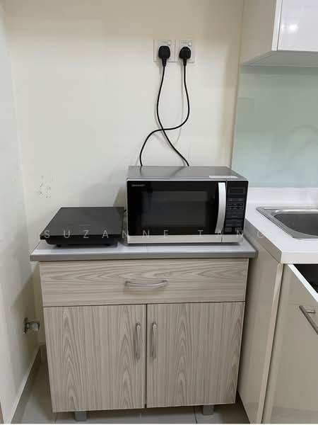 Service Residence for Sale at Oasis Serviced Suites @ Oasis Ara Damansara - Suzanne TANG - Kitchen - PropertyGuru.com.my