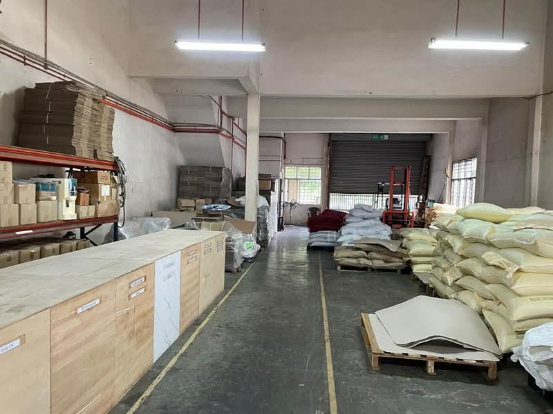 Factory for Rent in Taman Perindustrian Tampoi Jaya (Tampoi) - Anson Chua - Interior - PropertyGuru.com.my