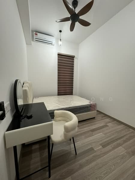 Service Residence for Sale at The Rosewoodz @ Bukit Jalil - Vincent Yong - Bedroom - PropertyGuru.com.my