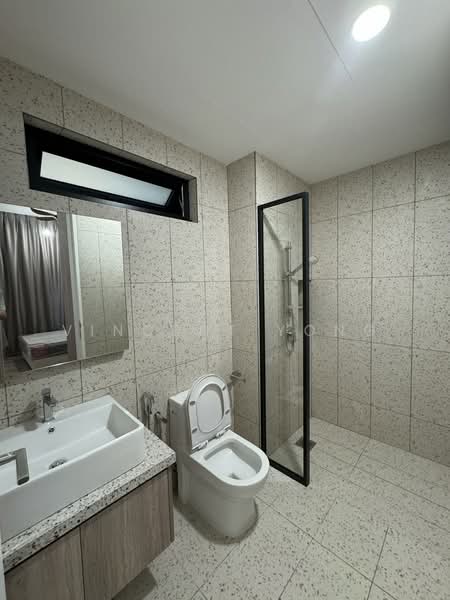 Service Residence for Sale at The Rosewoodz @ Bukit Jalil - Vincent Yong - Bathroom - PropertyGuru.com.my