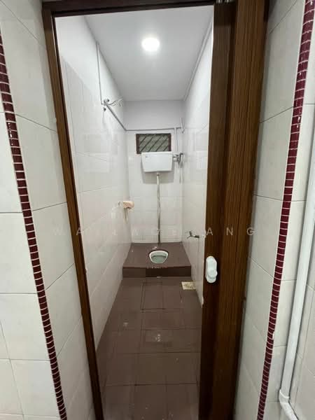 2-storey Terraced House for Sale in Taman Johor Jaya (Johor Bahru) - Wallace Ang - Bathroom - PropertyGuru.com.my