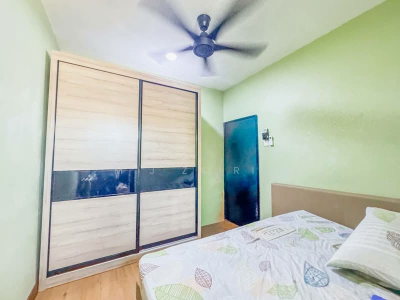 Townhouse for Sale in Pandan Indah (Ampang) - M.J Zairin - Bedroom - PropertyGuru.com.my