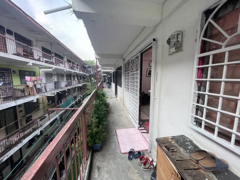 PKNS Flat Seksyen 6 untuk Untuk Dijual - RM 160,000, Feb 2026 - PropertyGuru.com.my