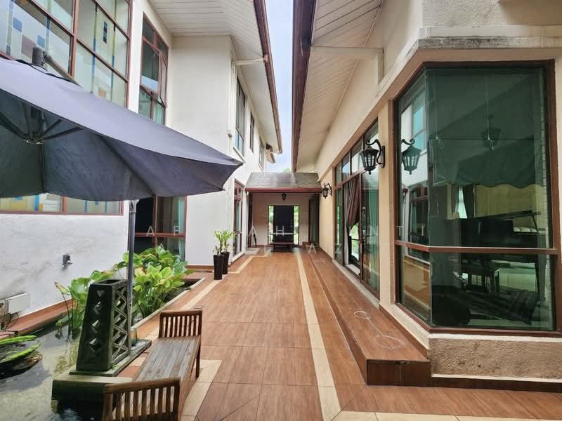 Bungalow for Sale in Bukit Jelutong (Shah Alam) - Rafedah Binti Abdul Aziz - Exterior - PropertyGuru.com.my