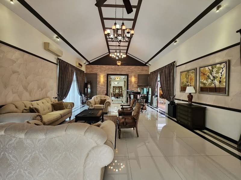 Bungalow for Sale in Bukit Jelutong (Shah Alam) - Rafedah Binti Abdul Aziz - Living Room - PropertyGuru.com.my