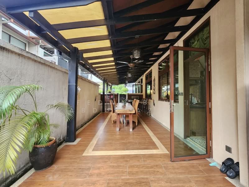 Bungalow for Sale in Bukit Jelutong (Shah Alam) - Rafedah Binti Abdul Aziz - Exterior - PropertyGuru.com.my