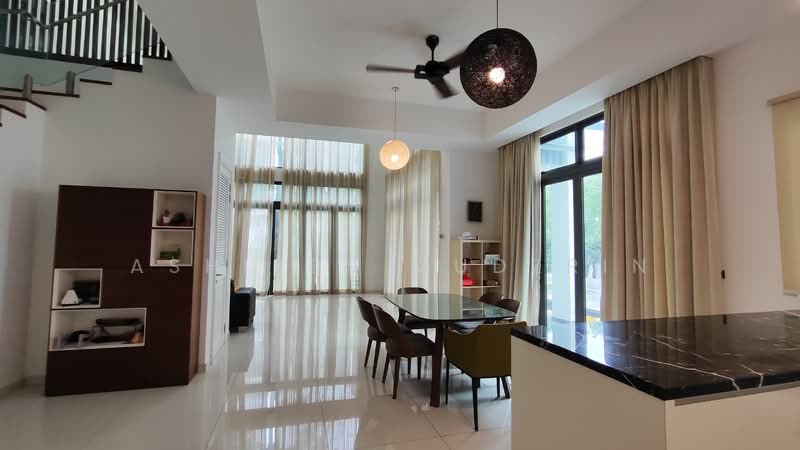 Semi-Detached House for Rent in Sepang (Selangor) - Ashiken Mudzrin - Living Room - PropertyGuru.com.my