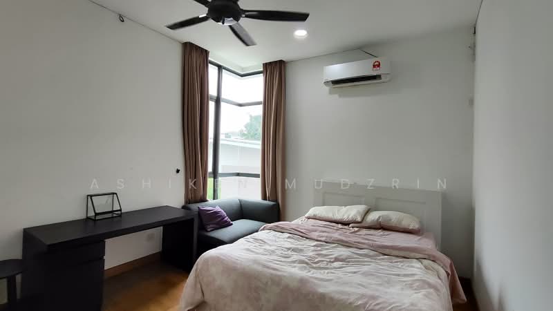 Semi-Detached House for Rent in Sepang (Selangor) - Ashiken Mudzrin - Bedroom - PropertyGuru.com.my