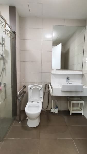 Semi-Detached House for Rent in Sepang (Selangor) - Ashiken Mudzrin - Bathroom - PropertyGuru.com.my