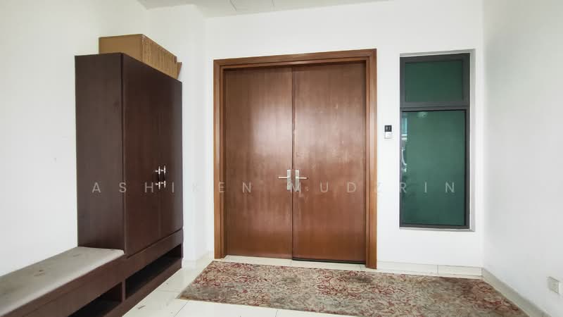 Semi-Detached House for Rent in Sepang (Selangor) - Ashiken Mudzrin - Entrance - PropertyGuru.com.my