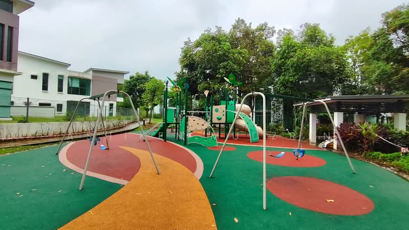 Semi-Detached House for Rent in Sepang (Selangor) - Ashiken Mudzrin - Club House : Playground  - PropertyGuru.com.my