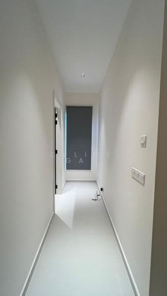Semi-Detached House for Sale in Setia Utama (Setia Alam) - Celine Gan - Corridor - PropertyGuru.com.my