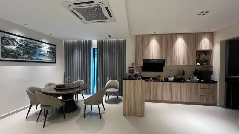 Semi-Detached House for Sale in Setia Utama (Setia Alam) - Celine Gan - Kitchen - PropertyGuru.com.my