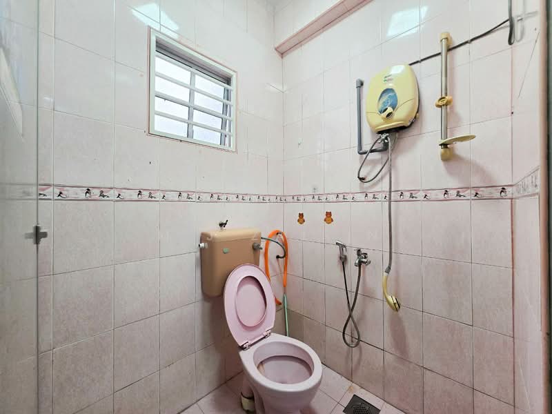 Taman Pinggiran Batu Caves untuk Untuk Dijual - RM 640,000, Feb 2026 - Bathroom - PropertyGuru.com.my