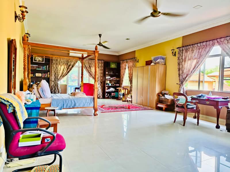 Bungalow for Sale in Country Heights (Kajang) - Yasmin Sulaiman - Bedroom - PropertyGuru.com.my