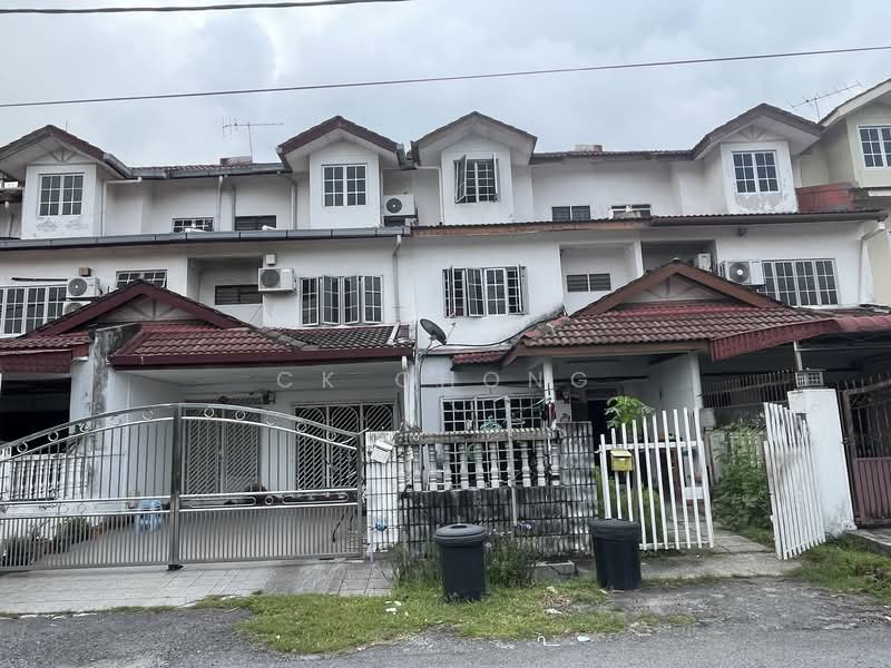 2.5-storey Terraced House for Sale in Balakong (Selangor) - CK Chong - Exterior - PropertyGuru.com.my