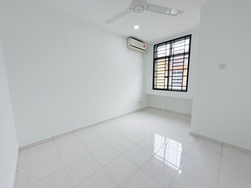 2-storey Terraced House for Sale in Taman Setia Indah (Tebrau) - Mars Hoe - Interior - PropertyGuru.com.my