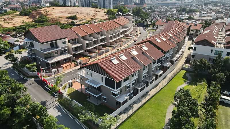 3-storey Terraced House for Sale in Taman Taynton View (Cheras) - Nick Yap - Exterior - PropertyGuru.com.my