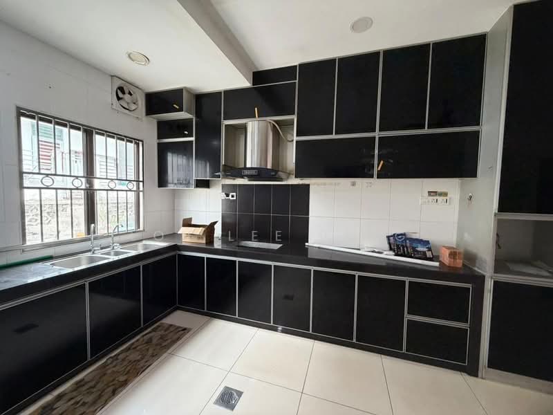 Untuk Disewa - Taman Bukit Dahlia