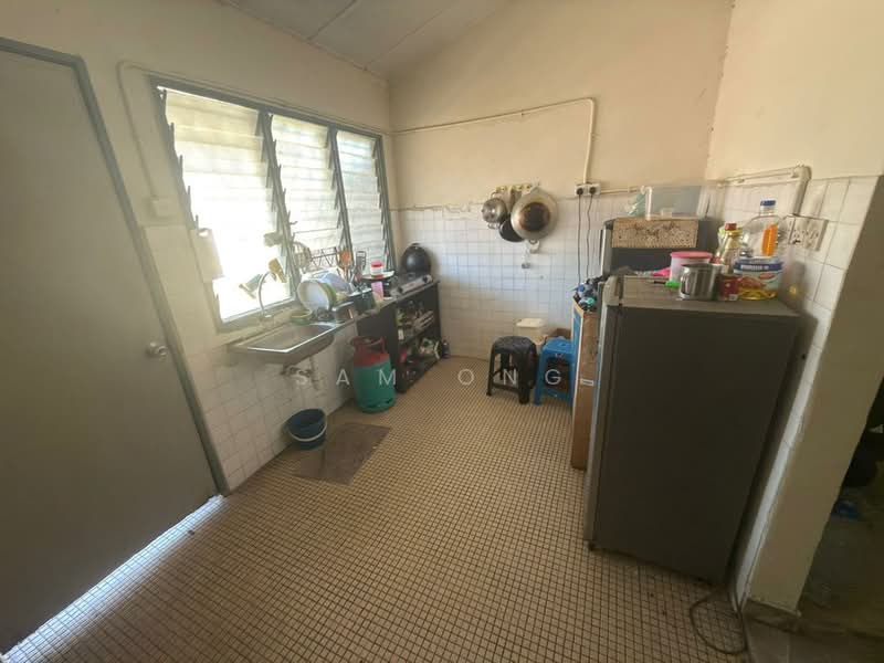 Taman Tan Yew Lai untuk Untuk Dijual - RM 498,000, Feb 2026 - Kitchen - PropertyGuru.com.my
