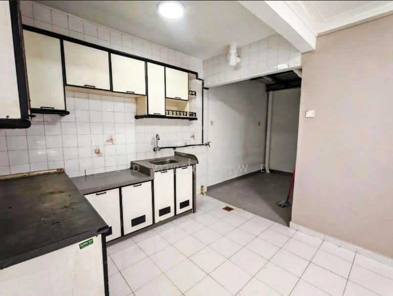 Condominium for Rent at Villa Condominium - Edwin Ewe - Kitchen - PropertyGuru.com.my