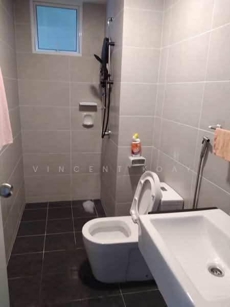 Condominium for Sale at Emerald Residence - Vincent Koay - Bathroom - PropertyGuru.com.my