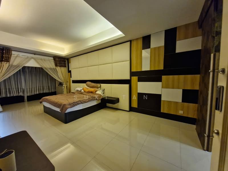 Lake Fields untuk Untuk Dijual - RM 1,390,000, Mac 2026 - Bedroom - PropertyGuru.com.my