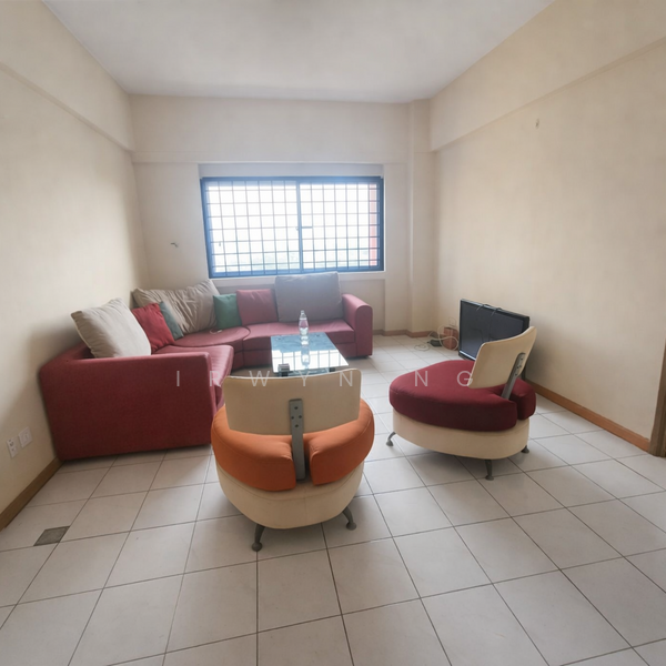 Larkin Utama (Menara Metro Larkin) untuk Untuk Dijual - RM 238,000, Feb 2026 - Living Room - PropertyGuru.com.my