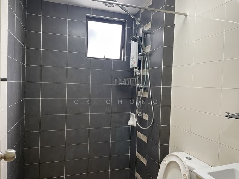 Condominium for Sale at Laman Tasik - CK Chong - Bathroom - PropertyGuru.com.my