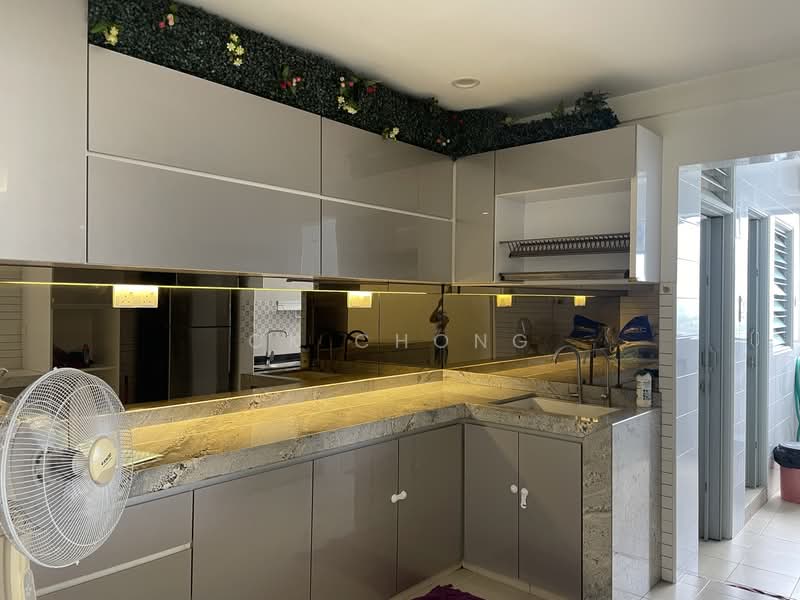 Condominium for Sale at Laman Tasik - CK Chong - Kitchen - PropertyGuru.com.my